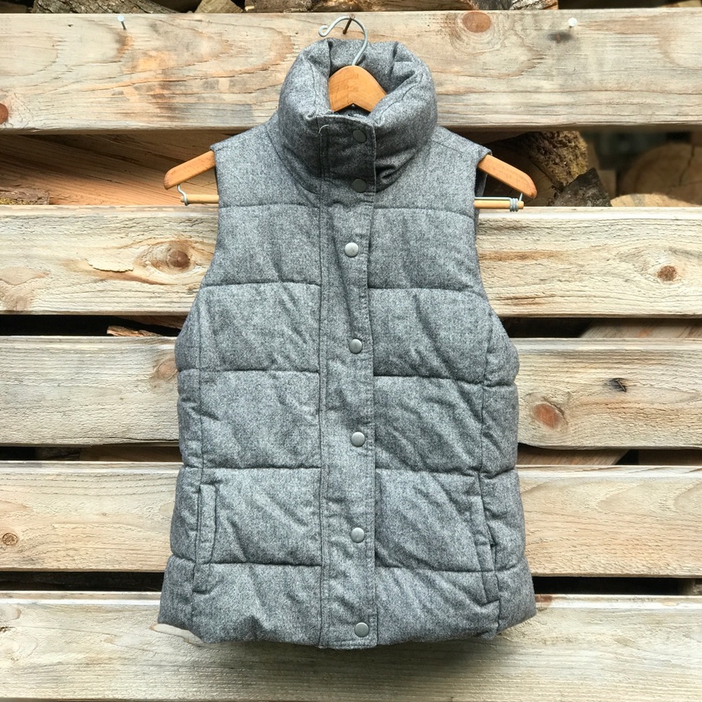 Tweed Wool fleece lined vest Old Navy small 🐑